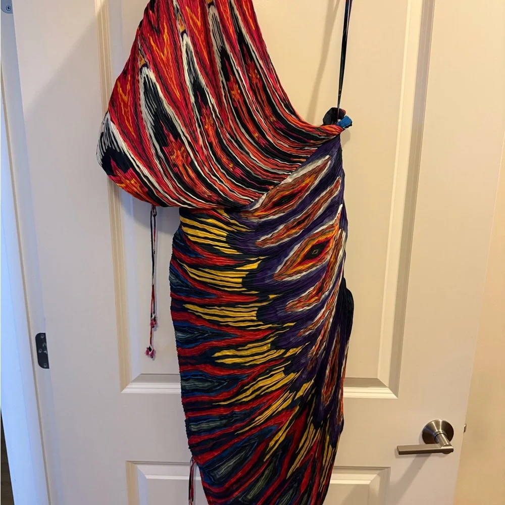 Patterned one shoulder dress saaksha and kinni - Picture 3 of 5